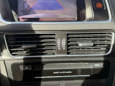 Used 2016 Audi Q5 2.0T Premium Plus w/ Technology Package image 22