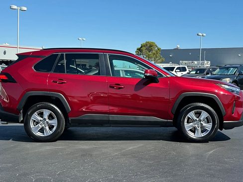 Used 2022 Toyota RAV4 XLE image 6