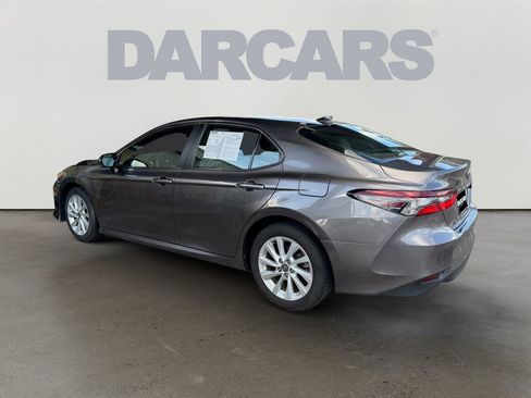 Used 2024 Toyota Camry LE w/ Convenience Package image 5