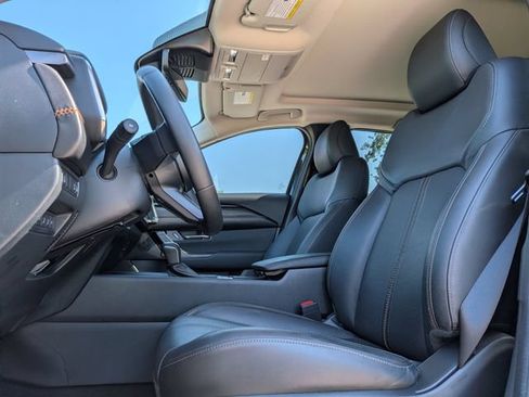 Certified 2025 MAZDA CX-50 2.5 Hybrid w/ Premium Plus Pkg AWD/4WD image 12