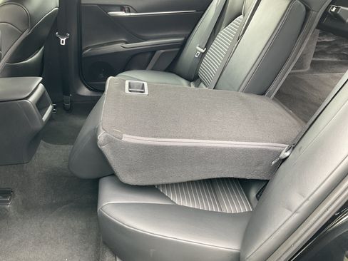 Used 2023 Toyota Camry SE FWD image 37