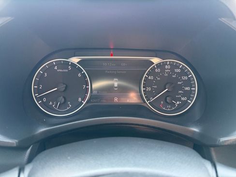 Used 2024 Nissan Sentra SV FWD image 14
