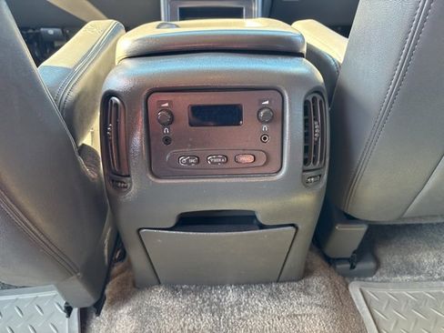 Used 2003 Chevrolet Avalanche 4x4 w/ Suspension Package, Off-Road image 27