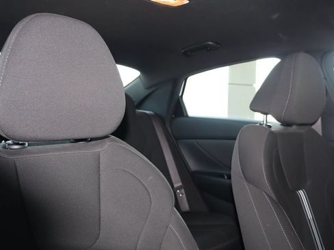 Used 2026 Hyundai Elantra Sport FWD image 39