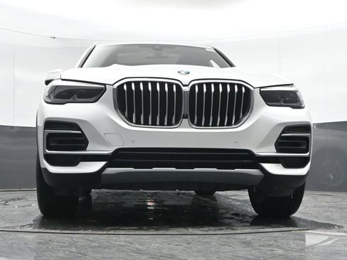 Used 2023 BMW X5 xDrive40i w/ Premium Package AWD/4WD image 48