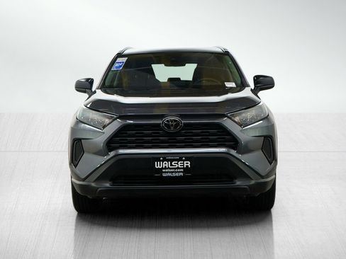 Used 2021 Toyota RAV4 LE AWD/4WD image 8