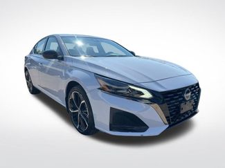 Certified 2023 Nissan Altima 2.5 SR w/ SR Premium Package video 3
