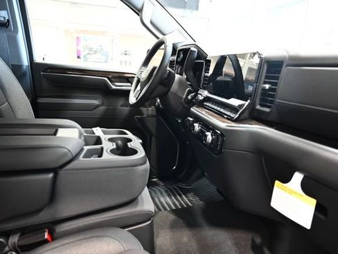 New 2026 GMC Sierra 1500 Elevation image 14