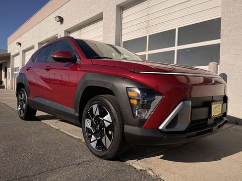 Used 2025 Hyundai Kona SEL AWD/4WD image 10