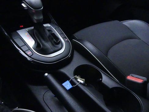 Used 2022 Kia Forte GT-Line image 15