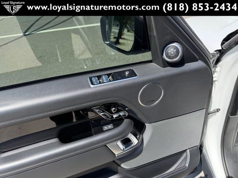 Used 2020 Land Rover Range Rover HSE AWD/4WD image 22