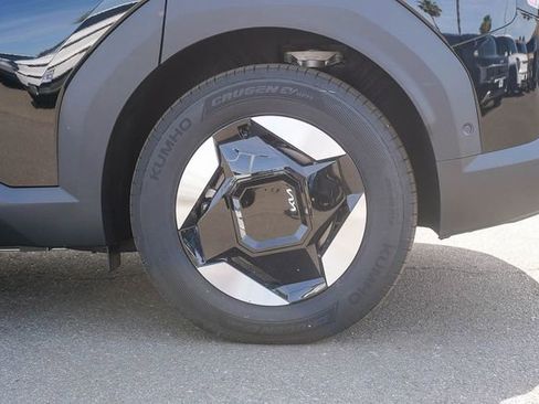 New 2026 Kia EV9 Wind image 17