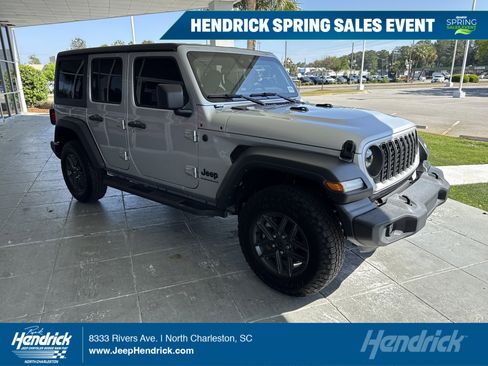 Used 2024 Jeep Wrangler Sport S image 1