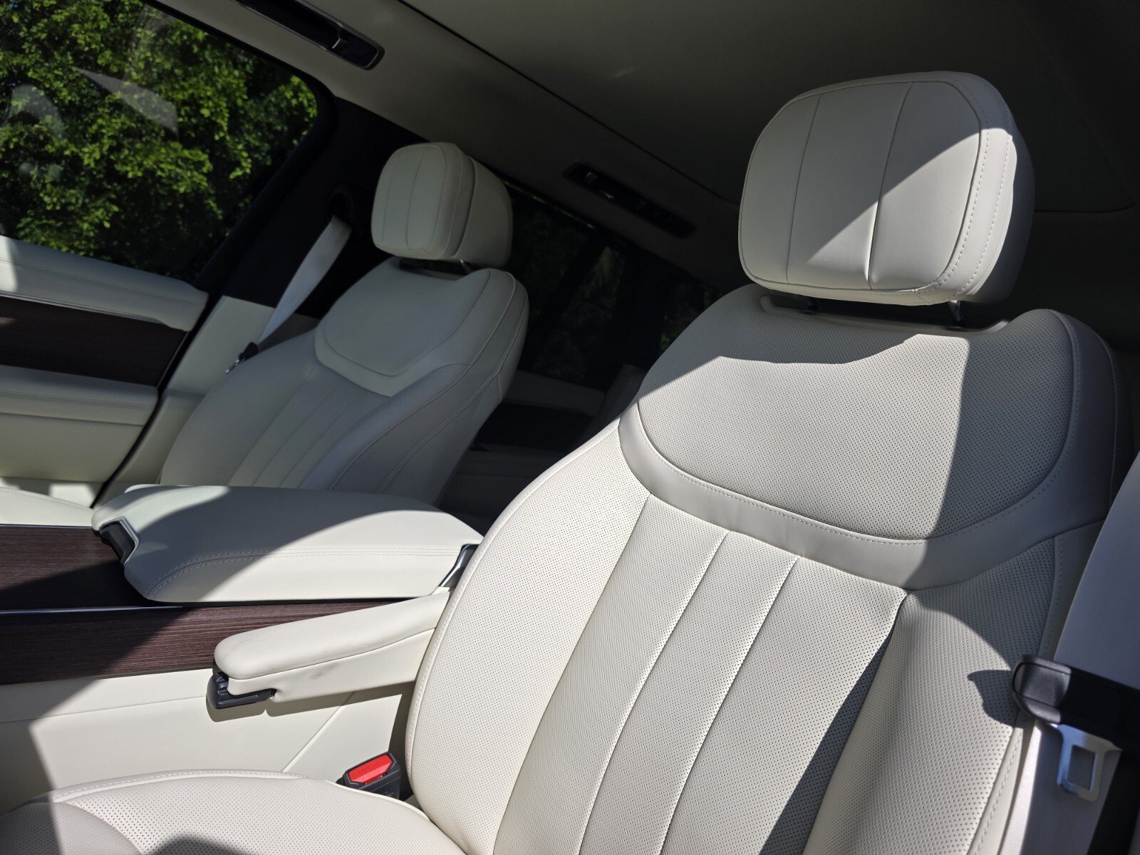New 2026 Land Rover Range Rover SE AWD/4WD image 11