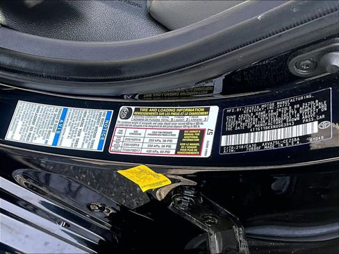 Used 2022 Toyota Camry SE image 33