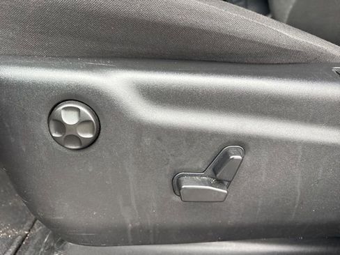 Used 2025 Dodge Durango GT AWD/4WD image 24