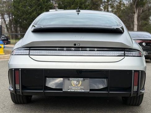 Used 2025 Hyundai Ioniq 6 Limited image 4