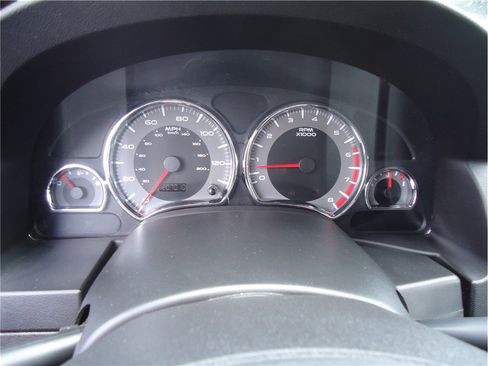 Used 2006 Pontiac Torrent 2WD w/ Preferred Package image 22