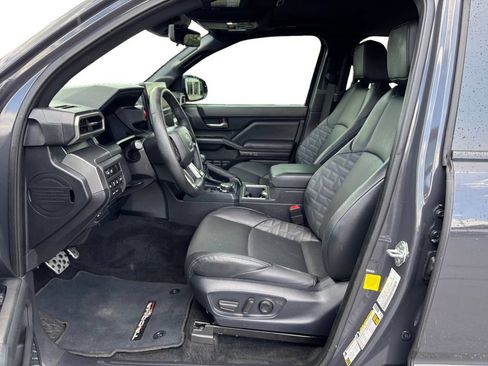 Used 2024 Toyota Tacoma TRD Sport w/ TRD Sport Premium Package AWD/4WD image 14