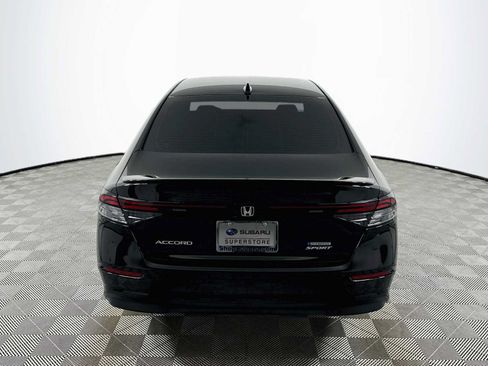 Used 2023 Honda Accord Sport image 6