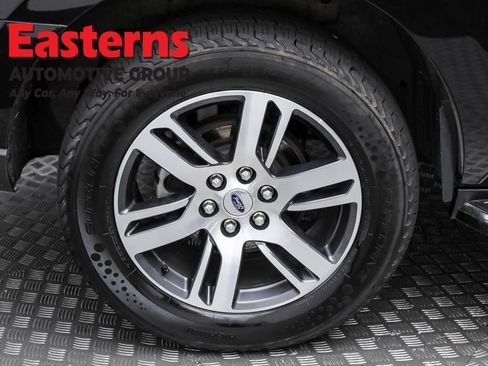 Used 2023 Ford Expedition Limited image 32