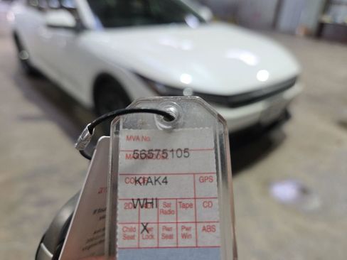 Used 2025 Kia K4 LXS image 5