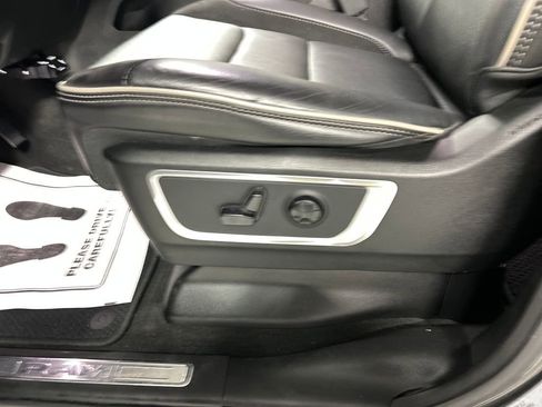 Used 2020 RAM 1500 Laramie image 11