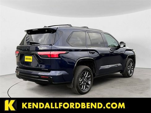 Used 2025 Toyota Sequoia Platinum image 5