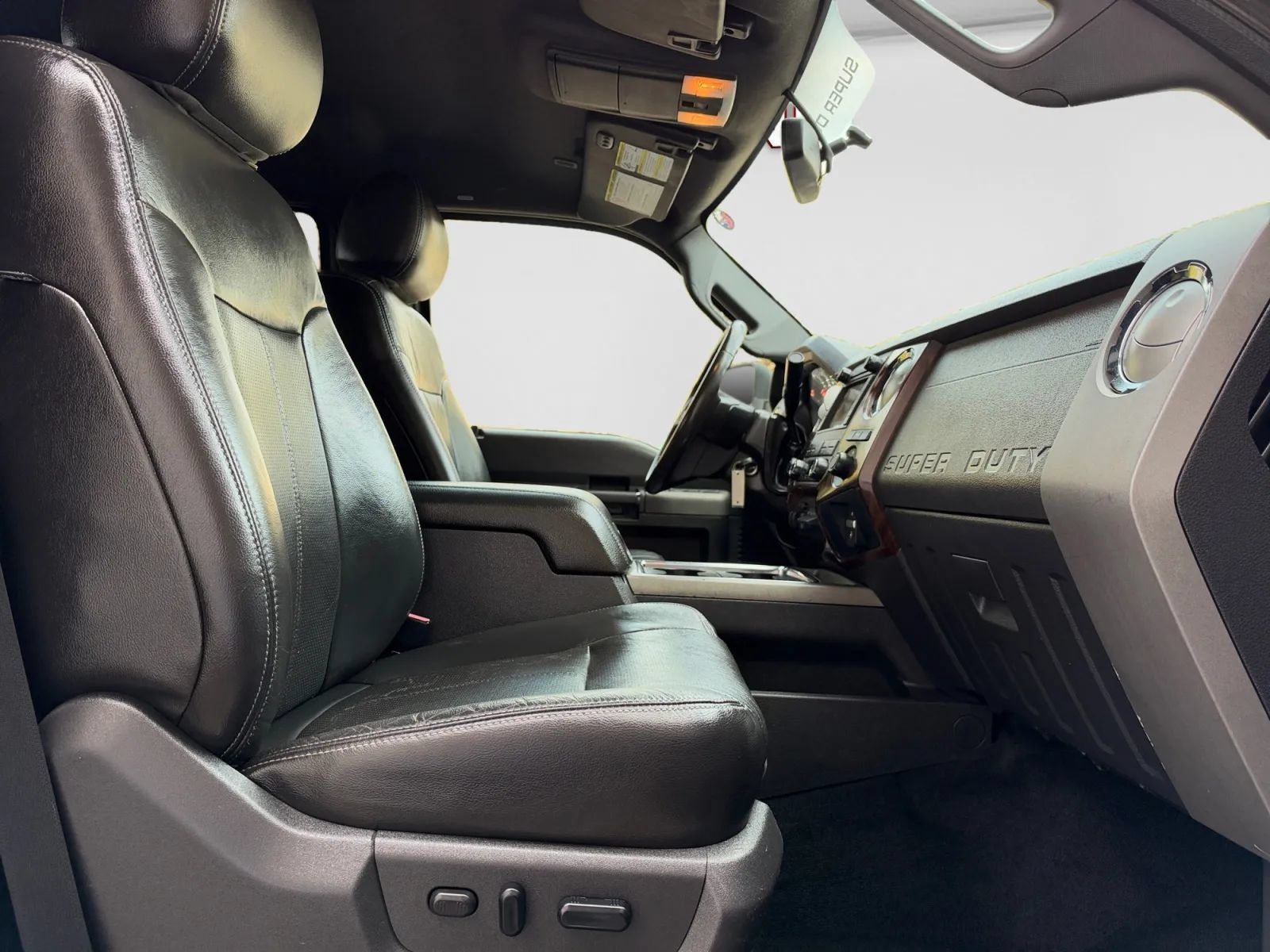 Used 2012 Ford F350 Lariat w/ Lariat Interior Pkg AWD/4WD image 25