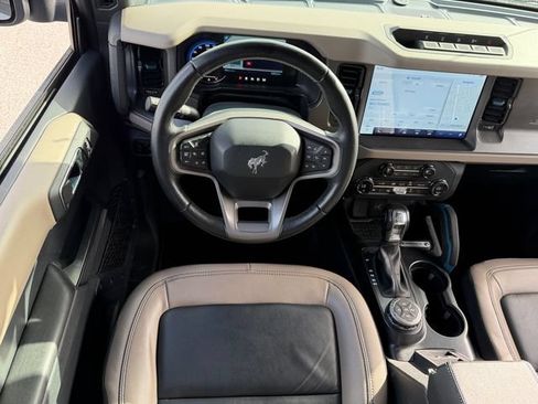 Used 2024 Ford Bronco Wildtrak AWD/4WD image 12