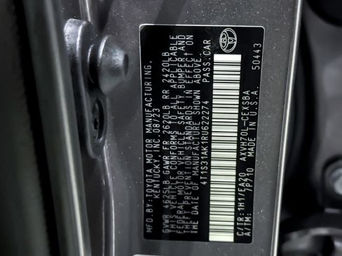 Used 2024 Toyota Camry SE w/ Audio Upgrade Package image 20