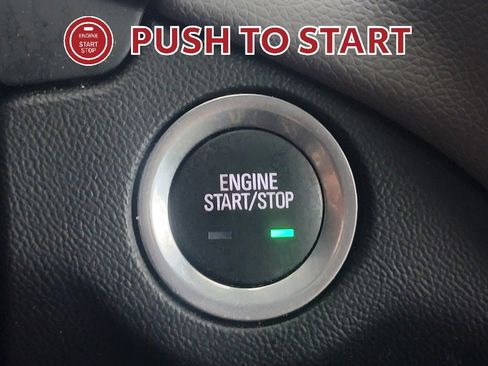 Used 2020 Chevrolet Equinox LT image 25