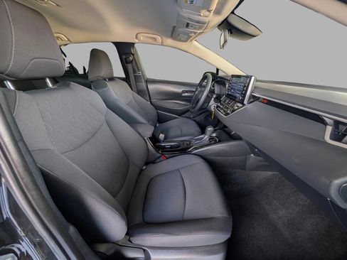 Used 2020 Toyota Corolla LE FWD image 21