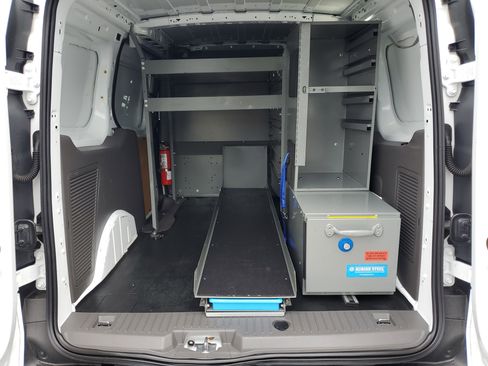 Used 2020 Ford Transit Connect XL image 29