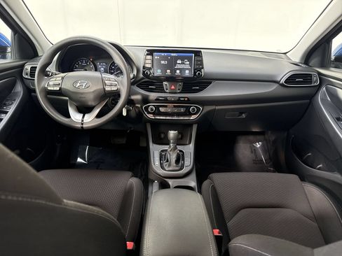 Used 2018 Hyundai Elantra GT FWD image 22