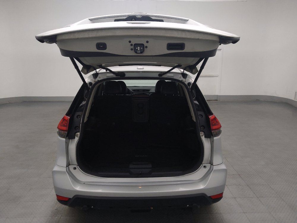 Used 2018 Nissan Rogue SL FWD image 29