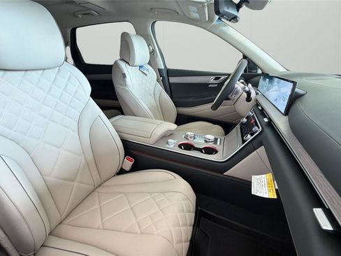 New 2026 Genesis GV80 3.5T Prestige AWD/4WD image 14