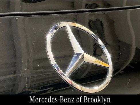 Certified 2022 Mercedes-Benz GLC 300 4MATIC image 35