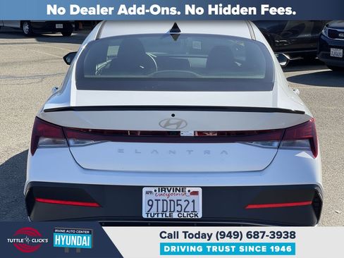 Certified 2025 Hyundai Elantra Sport image 5