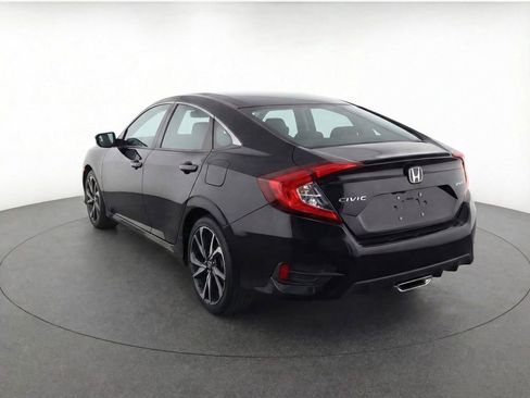 Used 2020 Honda Civic Sport image 4