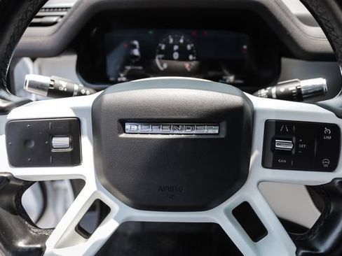 Used 2022 Land Rover Defender 110 X-Dynamic SE AWD/4WD image 31