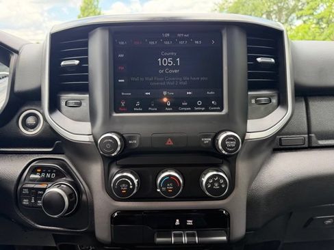 Used 2020 RAM 1500 Big Horn AWD/4WD image 17