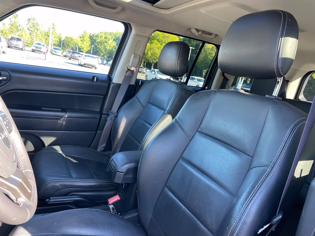 Used 2015 Jeep Patriot High Altitude FWD image 24