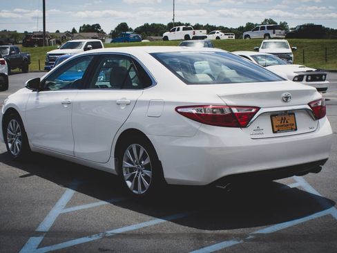 Used 2015 Toyota Camry XLE FWD image 25