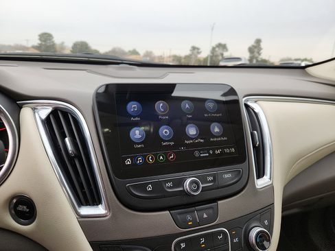 Used 2024 Chevrolet Malibu LT image 19