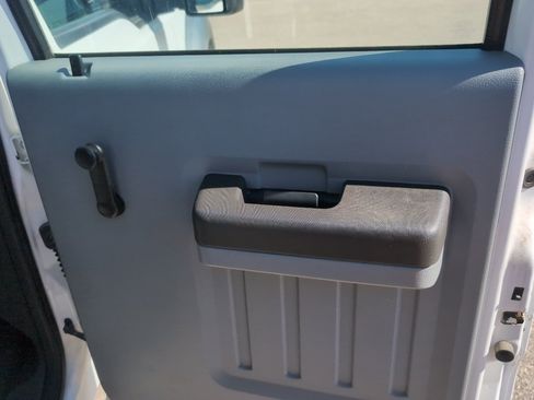 Used 2014 Ford F450 4x4 Crew Cab Super Duty image 18