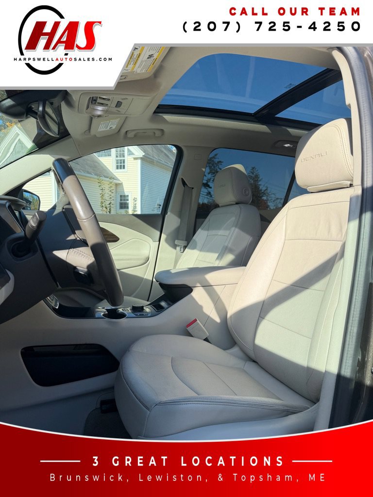 Used 2020 GMC Terrain Denali w/ Denali Premium Package AWD/4WD image 10