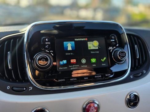 Used 2017 FIAT 500 e w/ Esport Package image 22