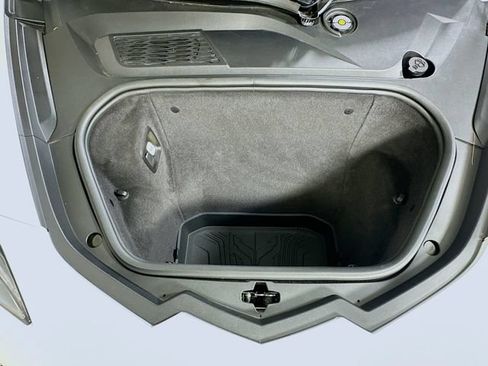 Used 2020 Chevrolet Corvette Stingray Preferred Cpe w/ 2LT Preferred Equipment Group RWD image 24