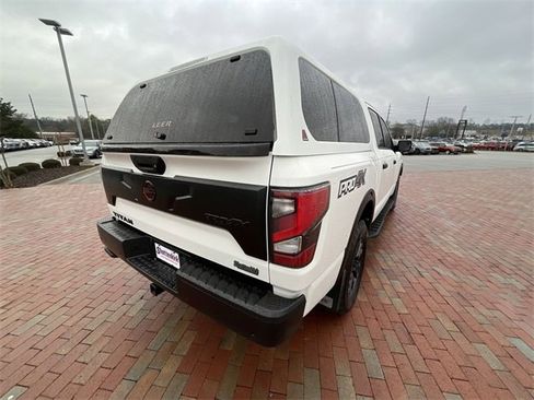 Used 2023 Nissan Titan PRO-4X w/ Pro-4x Convenience Package image 33